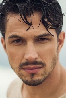 Ромуло Эстрела