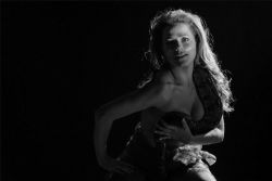 Фото №2 Вивиан Пажмантер