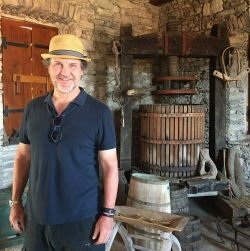 Фото №2 Антониу Каллони