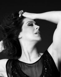 Фото №1 Клаудия Райа