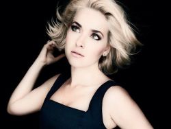 Фото №2 Моник Алфрадик