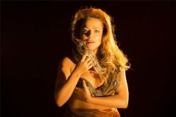 Фото №1 Вивиан Пажмантер