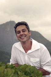 Фото №3 Алешандре Неру